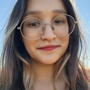 Meet your Posher, Jaqueline